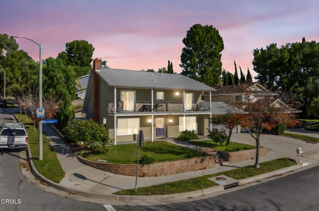 16833 Nearview, Canyon Country, California 91387 home-pic-0